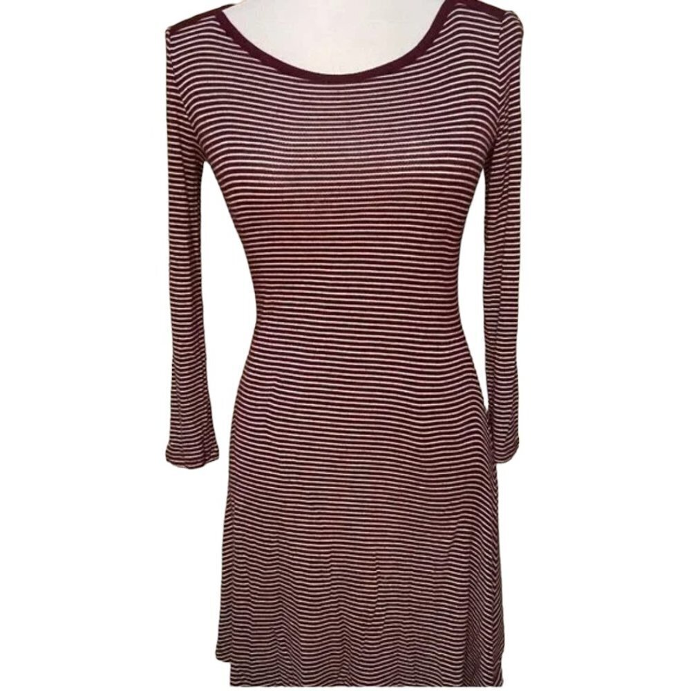 Super soft AMERICAN EAGLE Striped Knit T Shirt Dress - size XXS
